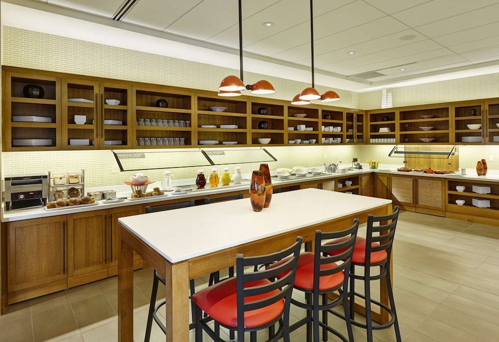 Hyatt Place Bloomington 3