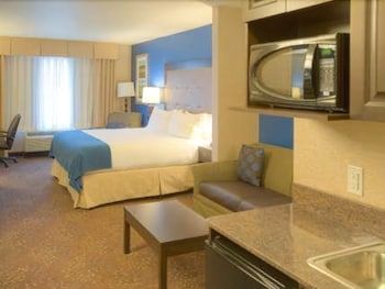 Holiday Inn Express Hotel & Suites Kailua-Kona 3