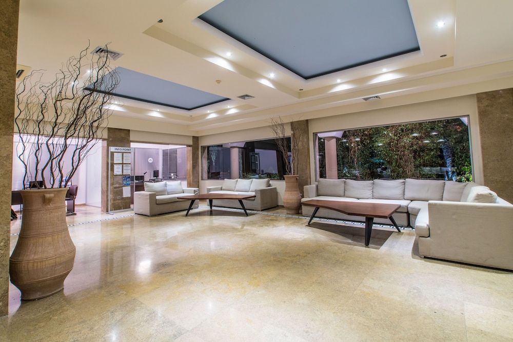 Alexandros Palace Hotel & Suites 2