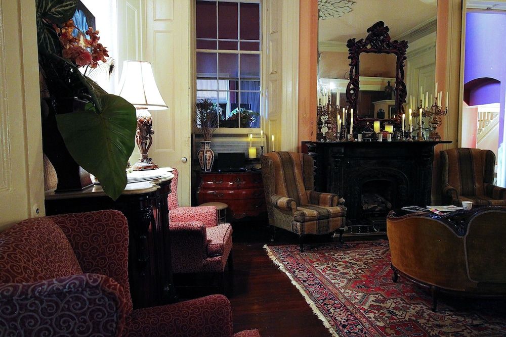 The Olivier House Hotel 3