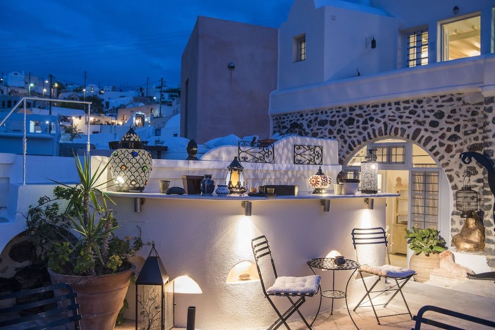 Heliophos Boutique Caves 1 Heliophos Boutique Caves 1