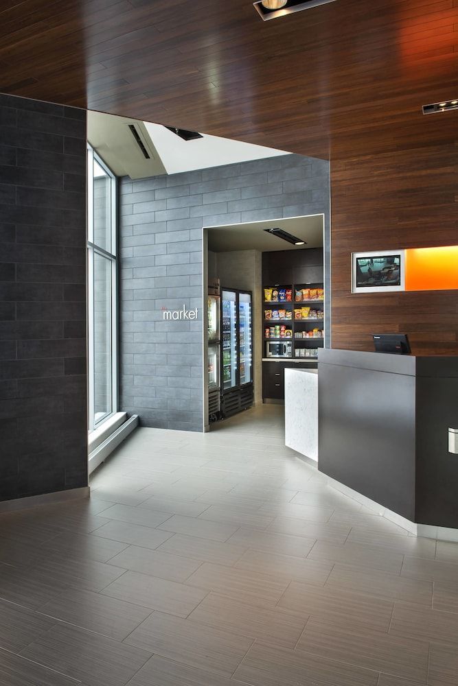 Courtyard Philadelphia South at The Navy Yard 2