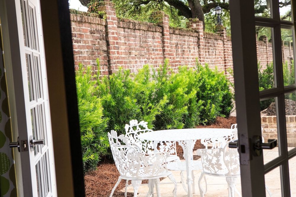 Kimpton Brice Hotel 3 Kimpton Brice Hotel 3