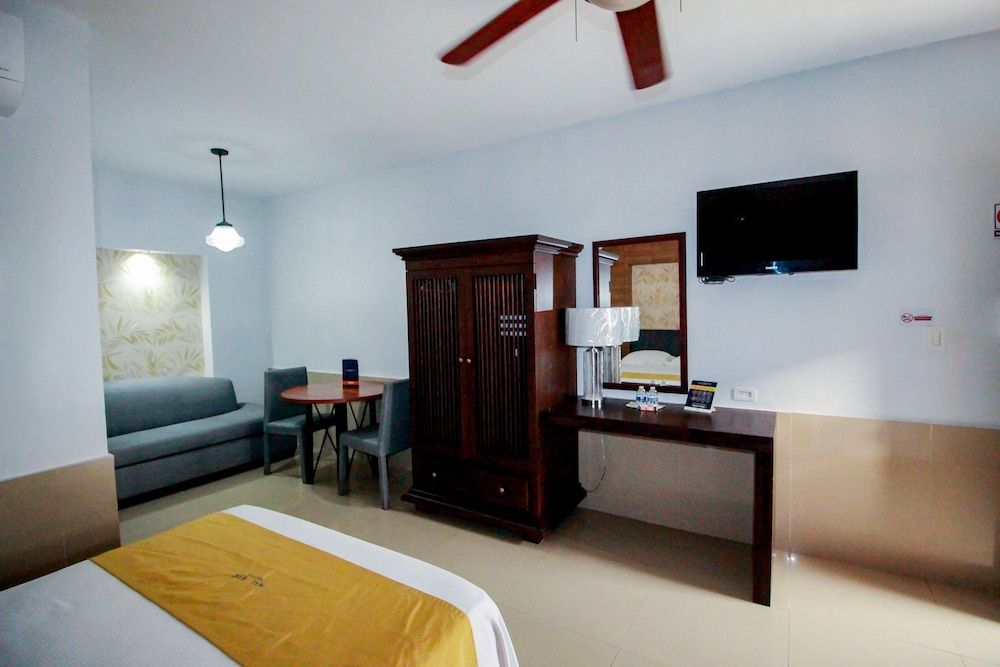 Hotel  Maioris La Paz 3