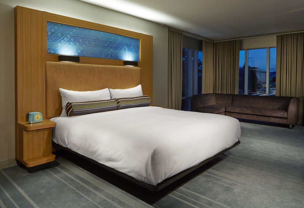 Aloft Cupertino 3
