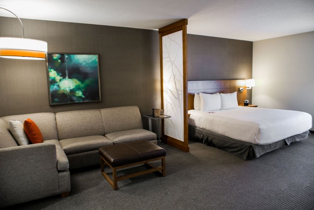 Hyatt Place Pensacola Airport 3