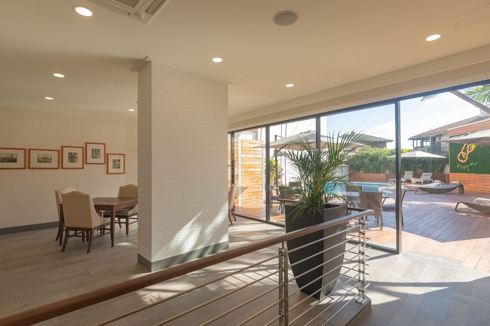 Polynesian Residences Waikiki Beach 3