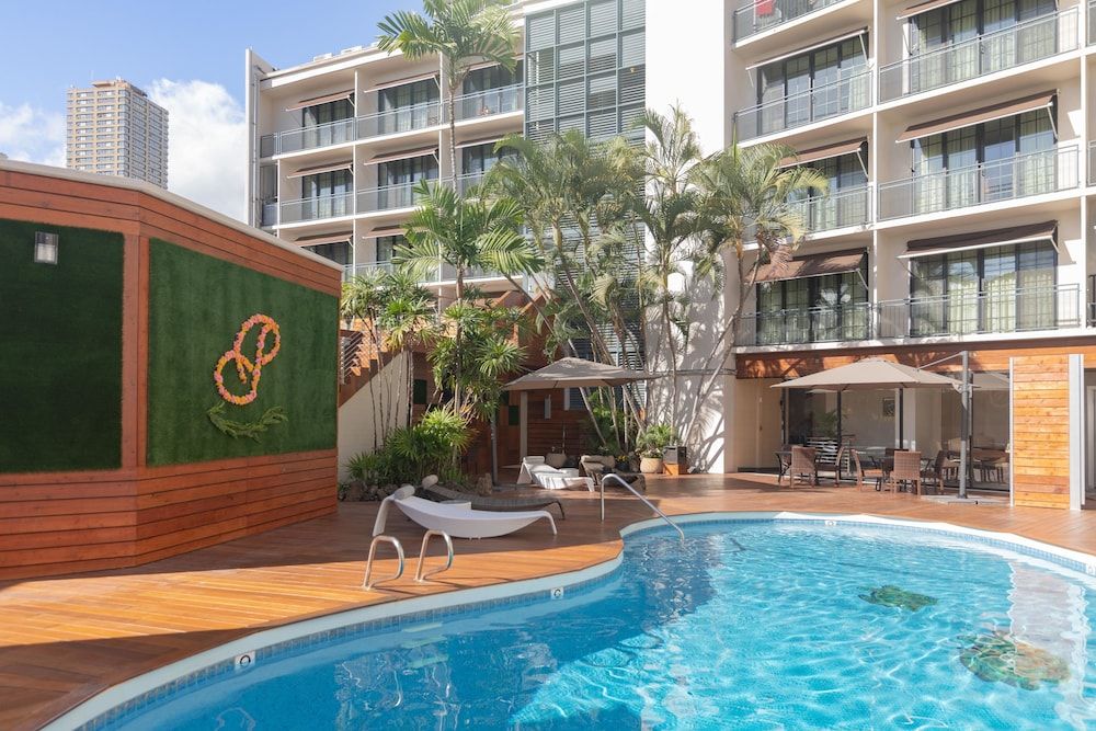 Polynesian Residences Waikiki Beach 1