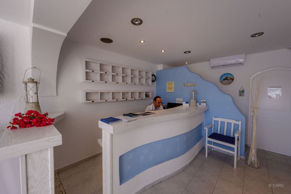 Vardia Bay Studios 2