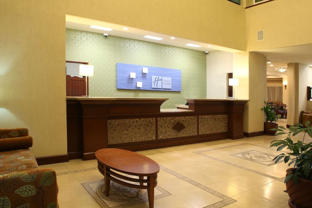 Holiday Inn Express & Suites Cuernavaca 3