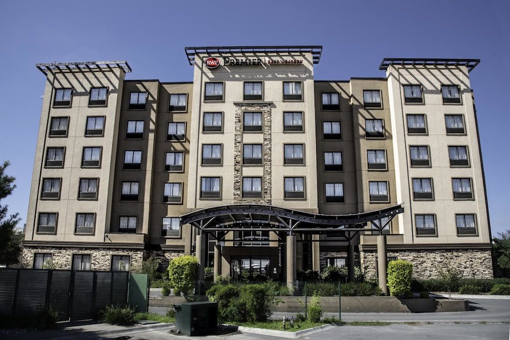 Best Western Premier Monterrey Aeropuerto 1