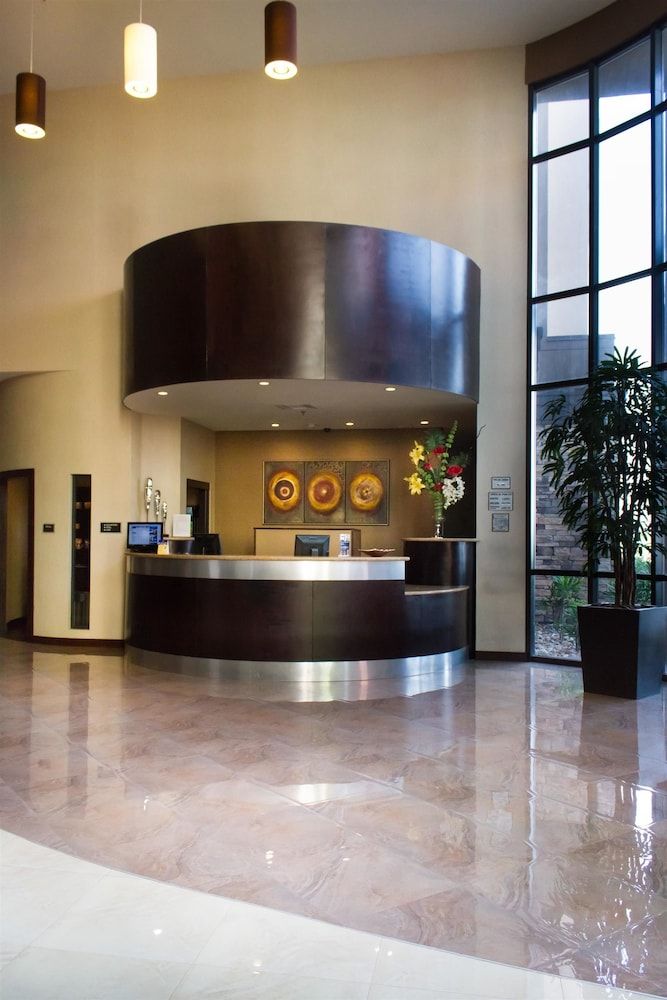 Best Western Premier Monterrey Aeropuerto 2