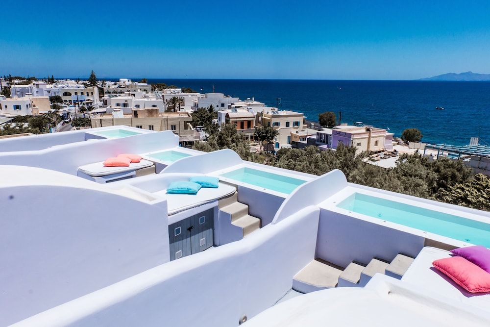 Blue Waves 2 étoiles à Santorini