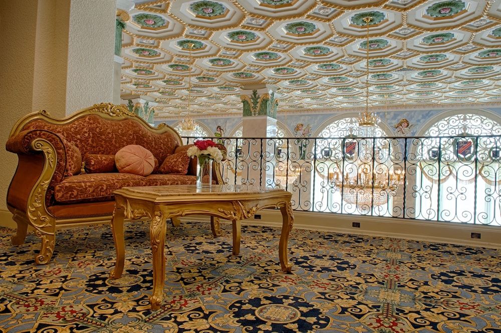 Hotel Flor Tampa Downtown Tapestry Collection 2