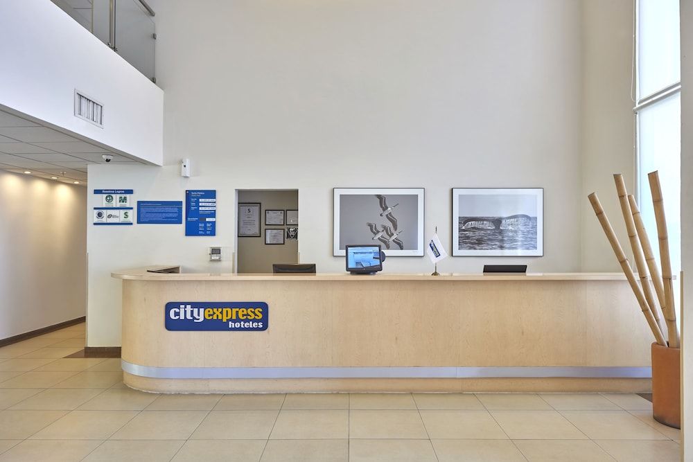 City Express By Marriott Manzanillo 2