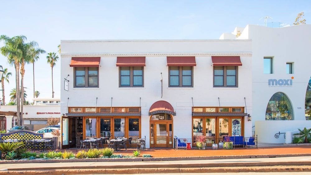 Riviera Beach House 1