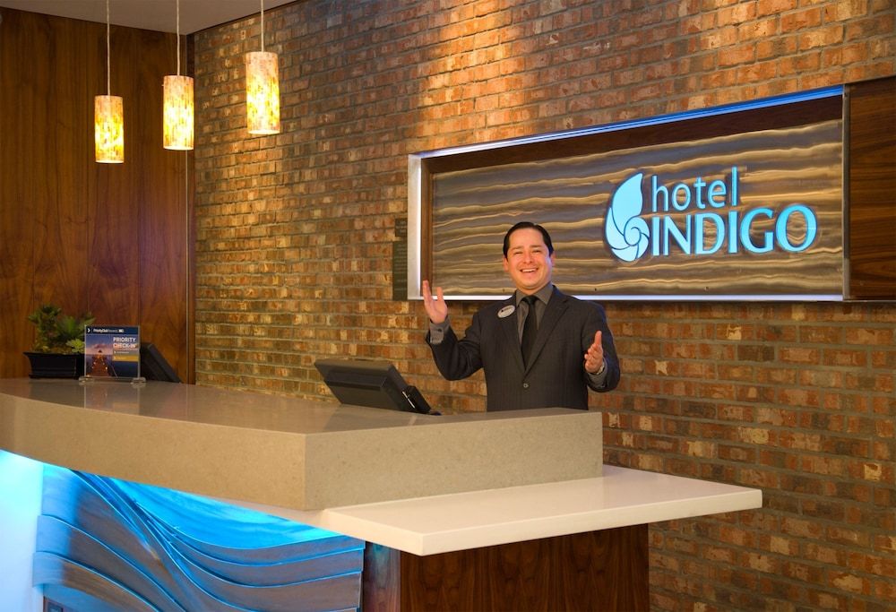 Riviera Beach House 3