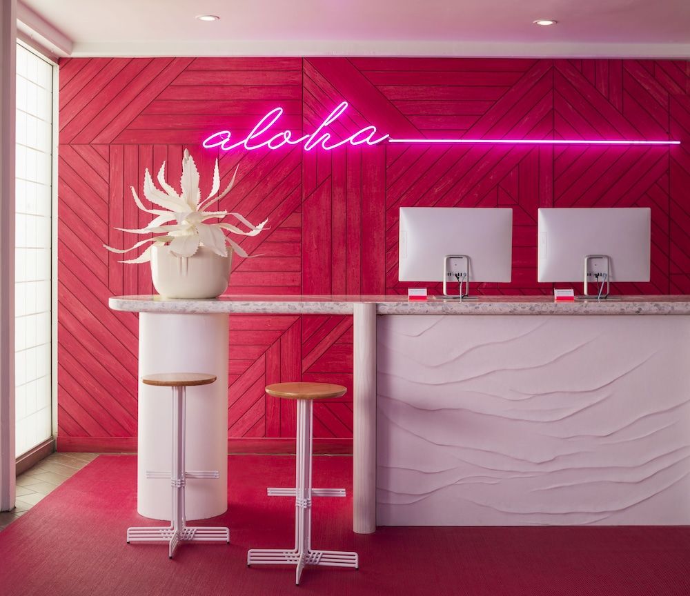 Shoreline Hotel Waikiki 2