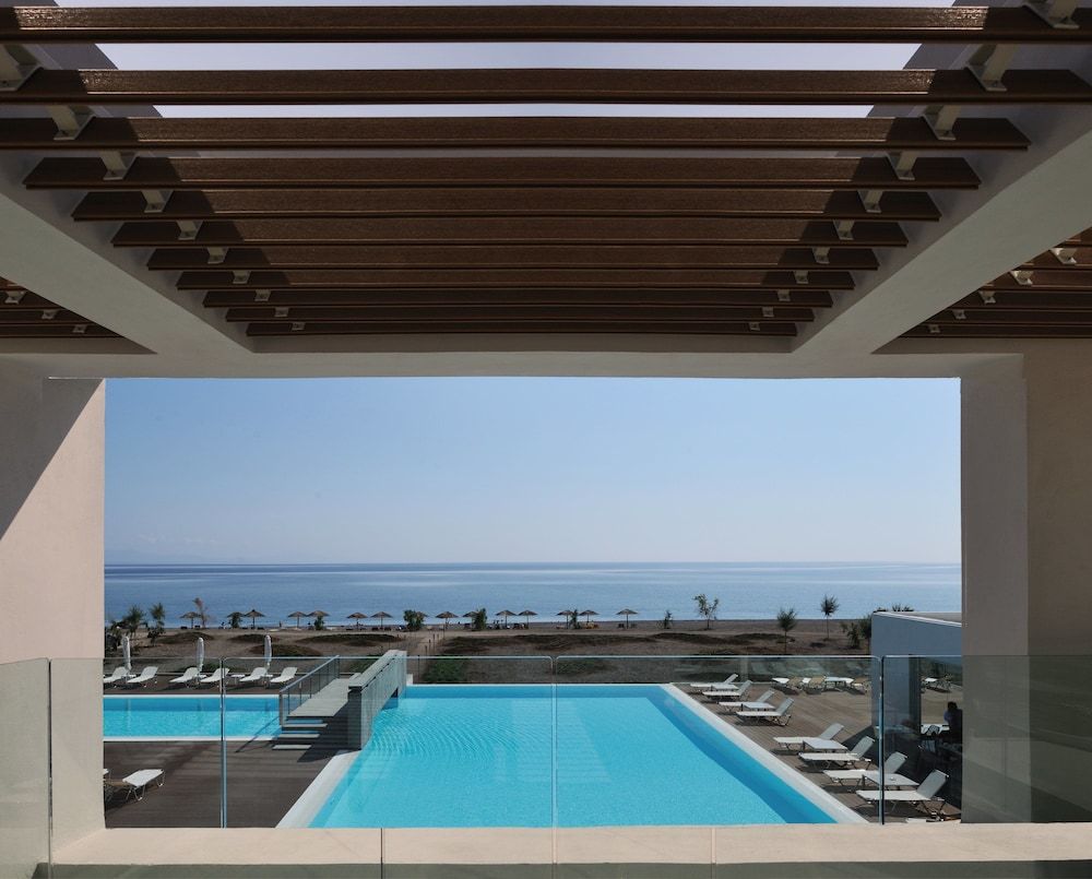 Thalatta Seaside Hotel 4 étoiles à Agía Ánna