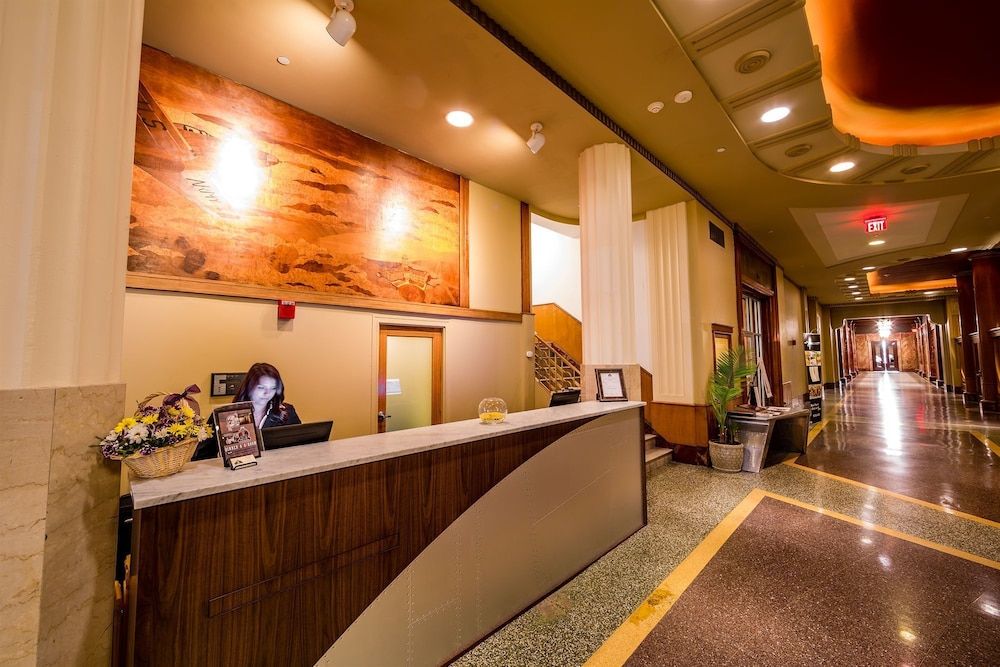 Hotel at the Lafayette Trademark Collection by Wyndham 3