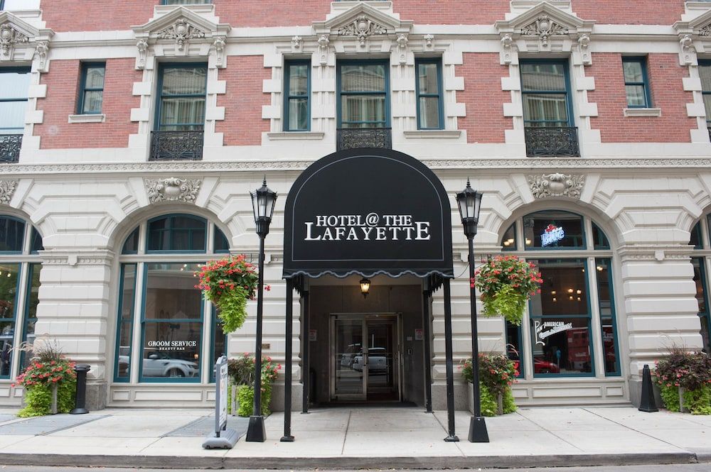 Hotel at the Lafayette Trademark Collection by Wyndham 1