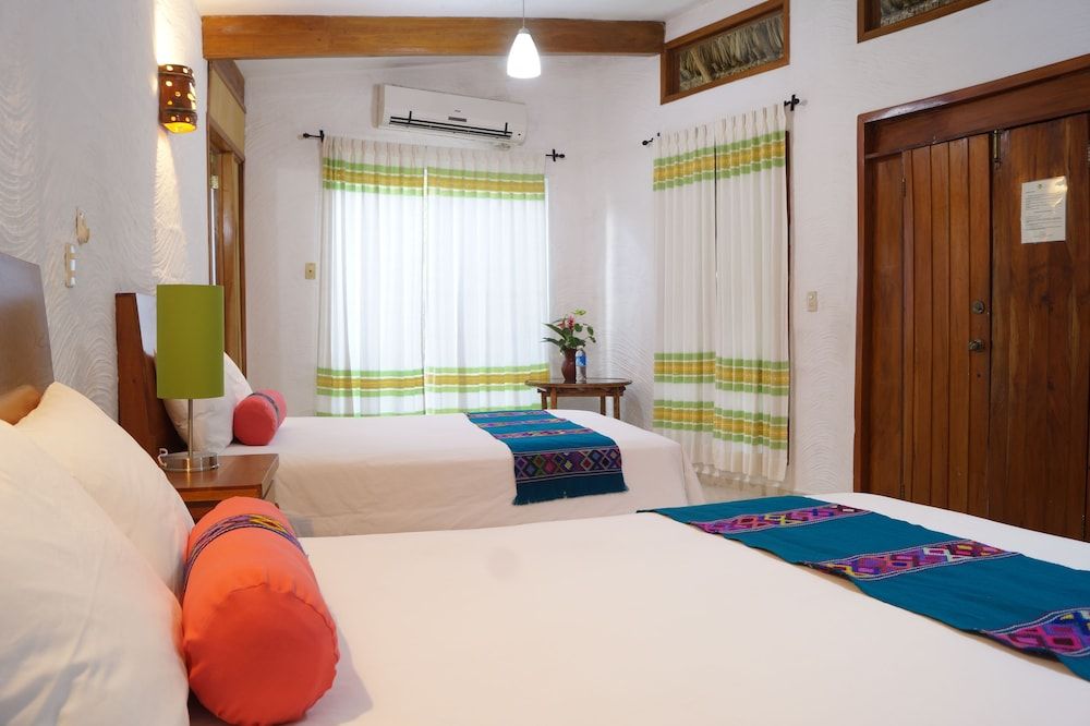 Hotel La Aldea del Halach Huinic 3