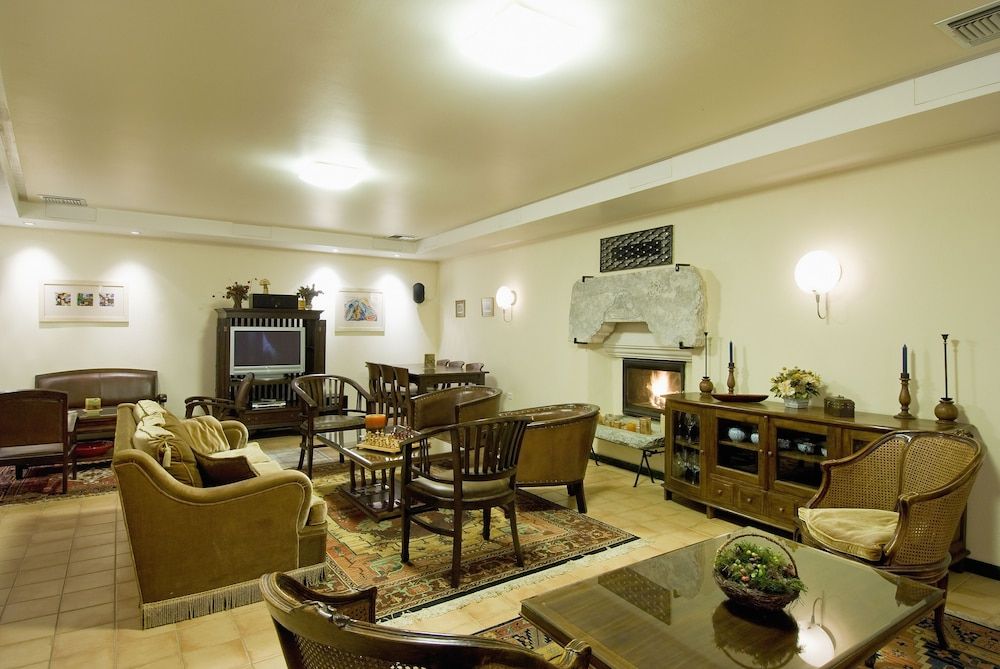 Anovolios Boutique Hotel 3