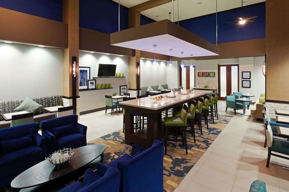 Hampton Inn & Suites Denver/Airport-Gateway Park 3