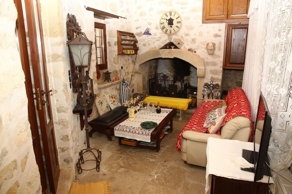 Traditional Cretan Houses 2