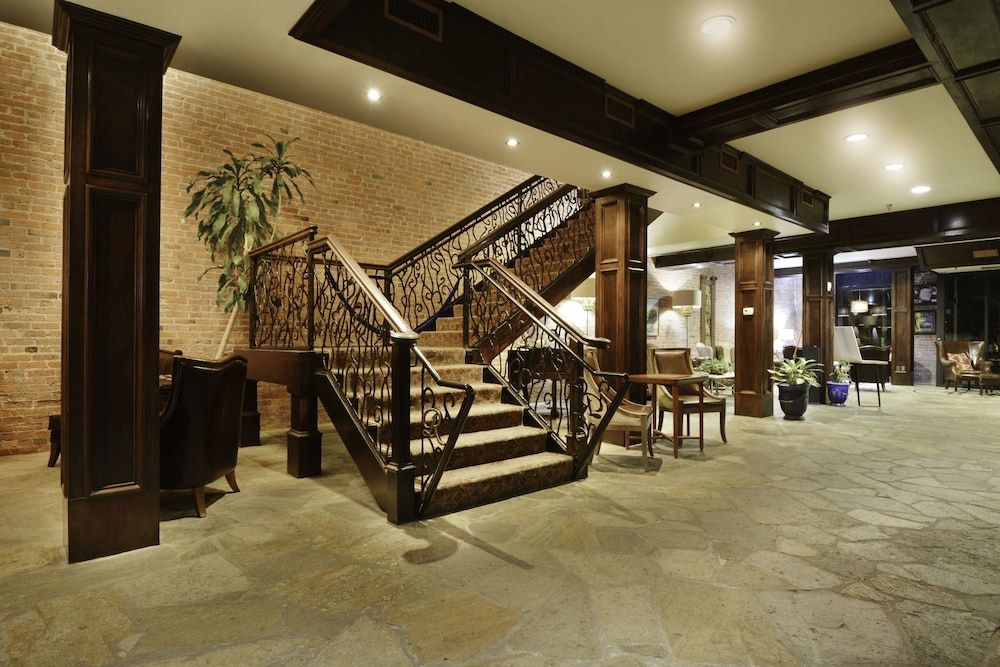 The Remington Suite Hotel and Spa 3