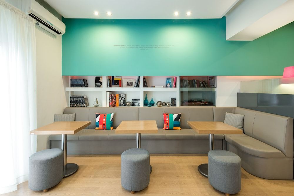 COLORS Thessaloniki Living 3