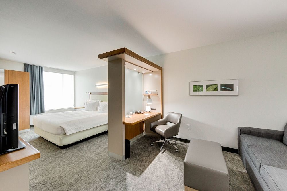 SpringHill Suites Houston The Woodlands 3