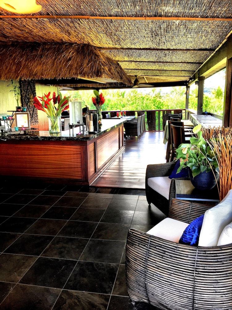 Paradise Bay Resort 3