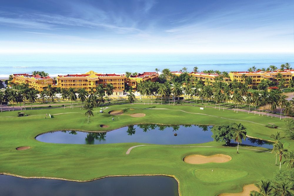 Las Villas Hotel & Golf by Estrella del Mar 1