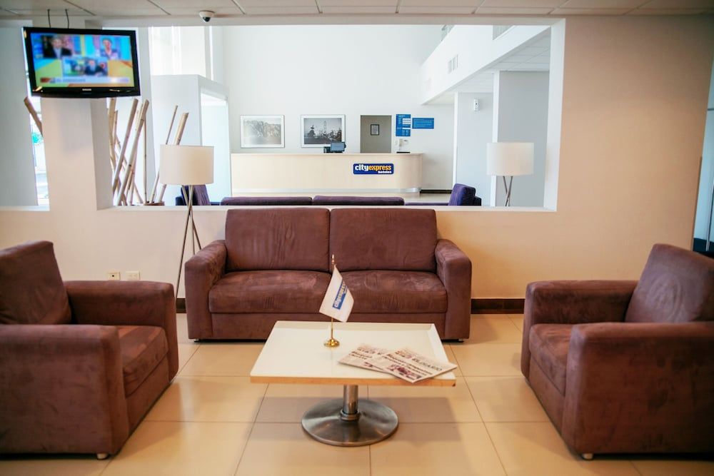 City Express Saltillo Sur 3