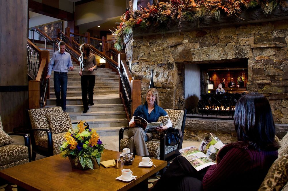 One Ski Hill Place, A RockResort 3