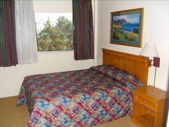 Pacific Gardens Inn 3