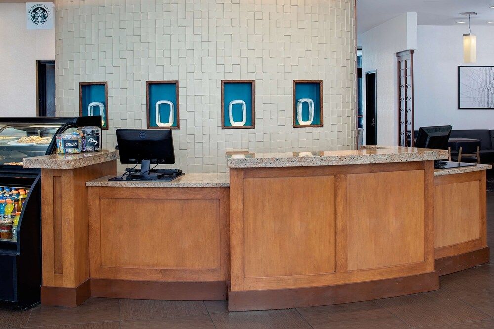 Hyatt Place Pittsburgh-North Shore 3
