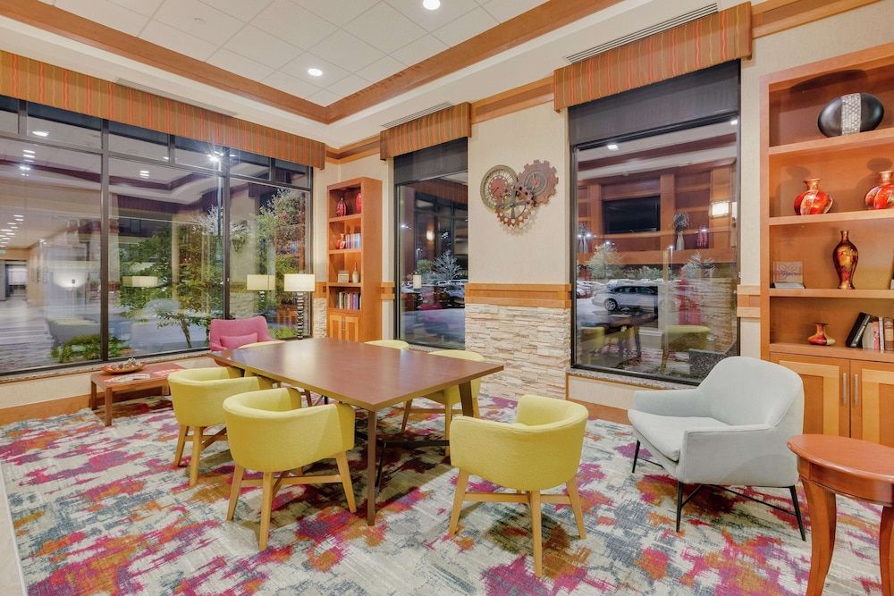 Hilton Garden Inn Milwaukee Airport 3