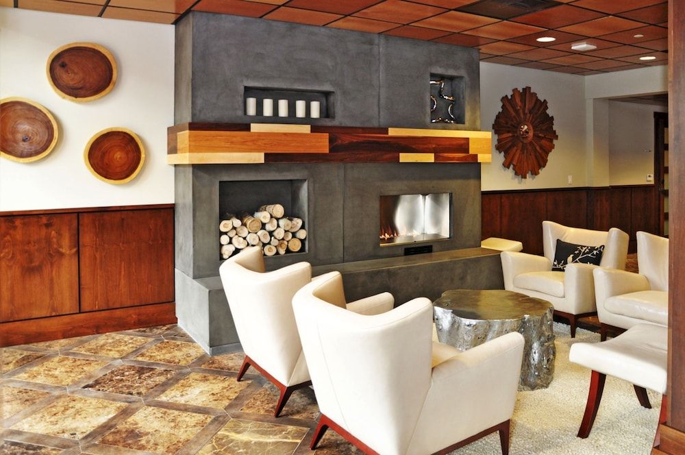 The Oxford Hotel Bend 2