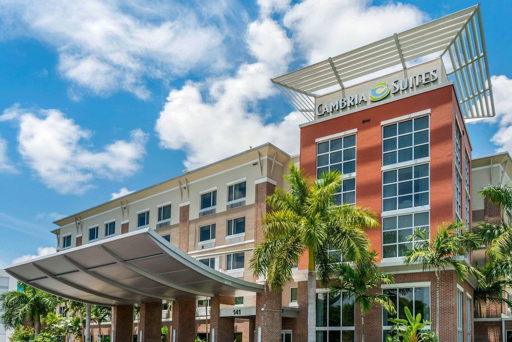 Cambria Suites Airport South & Cruise Port 3 estrellas en Dania Beach