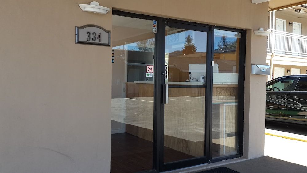 American Regency Inn 2