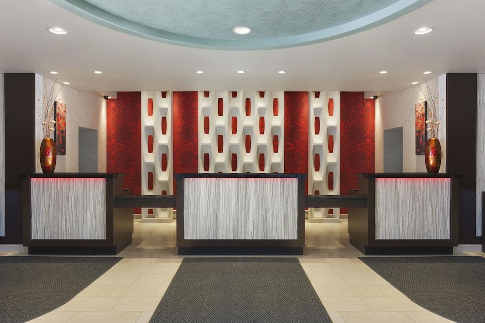 Holiday Inn Newark Intl Airport - North 2