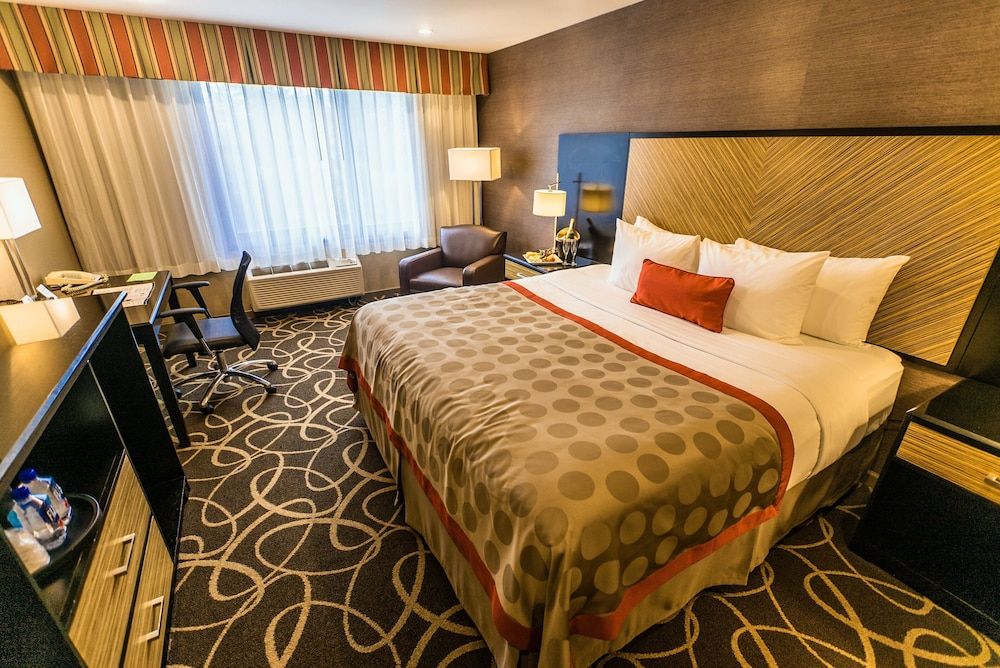 Holiday Inn Newark Intl Airport - North 3 étoiles à Newark