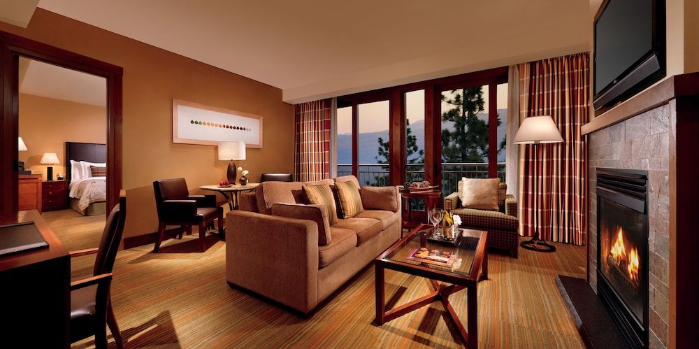 The Ritz-Carlton, Lake Tahoe 3