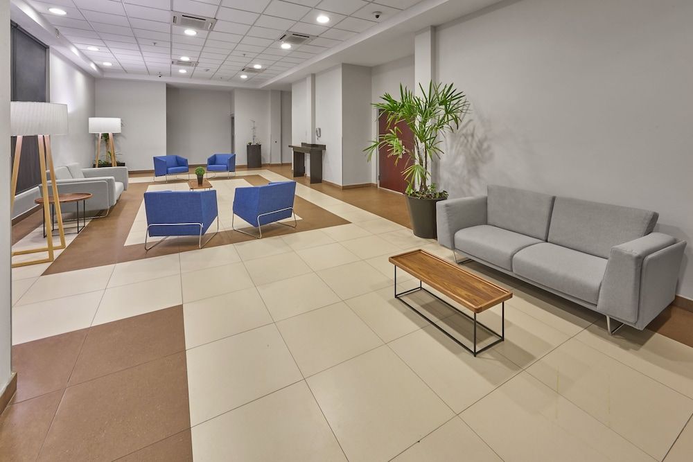 City Suites Silao Aeropuerto 2