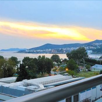 Esperia Hotel 3 estrelas em Cavala