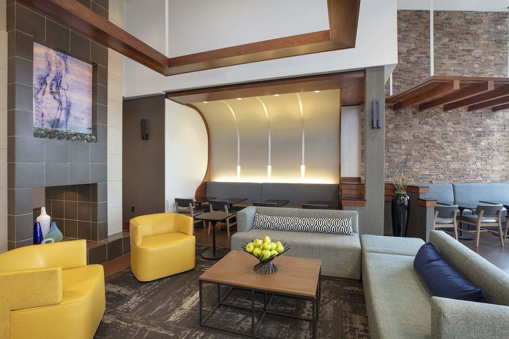 Hyatt Place Reno Tahoe Airport 2