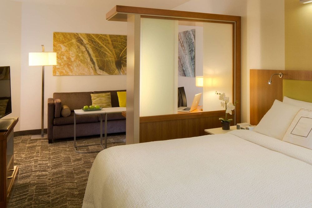 SpringHill Suites Anchorage University Lake 3