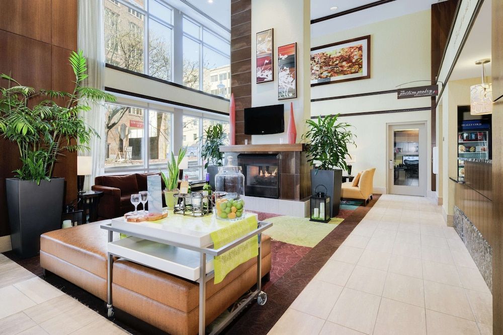 Hilton Garden Inn Bethesda 3